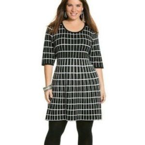 Lane Bryant 3/4 Sleeve Scoop Neck Black/White Sweater Dress - Size 18/20